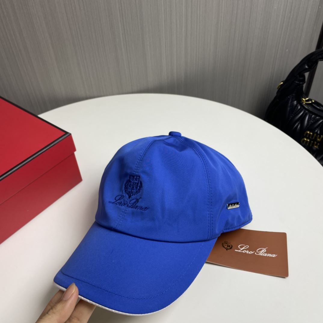 Loro Piana Caps